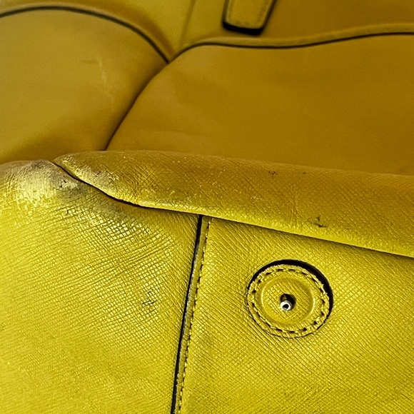 COACH-Vibrant‎ Yellow Tote Bag-Fair Condition -PLEASE READ DESCRIPTION - Picture 16 of 16